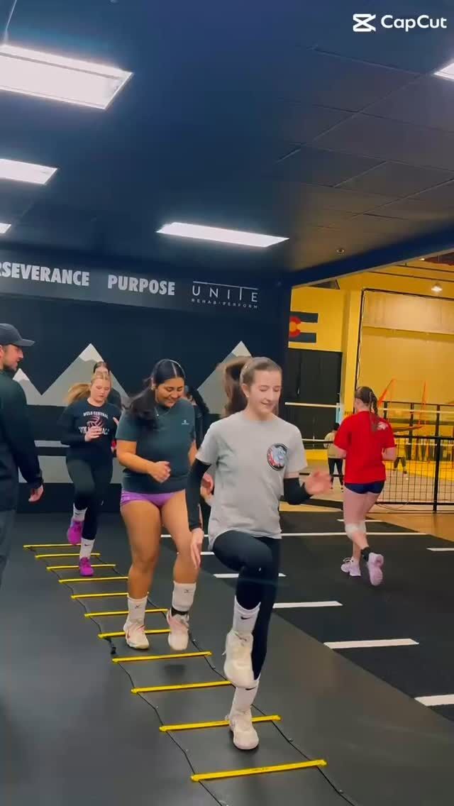 🎯Every rep is a workout in itself. 💪🏼 To jump higher, you need to give every jump 100%+ effort—every single time. 

To build strength, each rep requires your MAX focus and effort, ensuring you maintain the highest intensity while executing perfect form. 

If you want to unlock your full potential as a volleyball player, it’s essential to bring your MAX energy, effort, and focus to every weight training session and practice. 

Remember: success is all about concentrating on the task at hand, whether it’s a rep, drill, or point. Let’s elevate our game together! 💪🏐✨

#UNITErehabperform #theUNITEdifferent #performancetraining #teamtraining #strengthtraining #volleyball #highschoolathletes #workout #speedtraining #agilitytraining #eliteathlete #denver #thornton #pva
